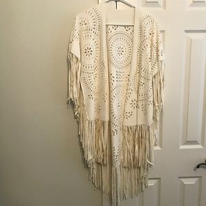 White fringed shawl - western